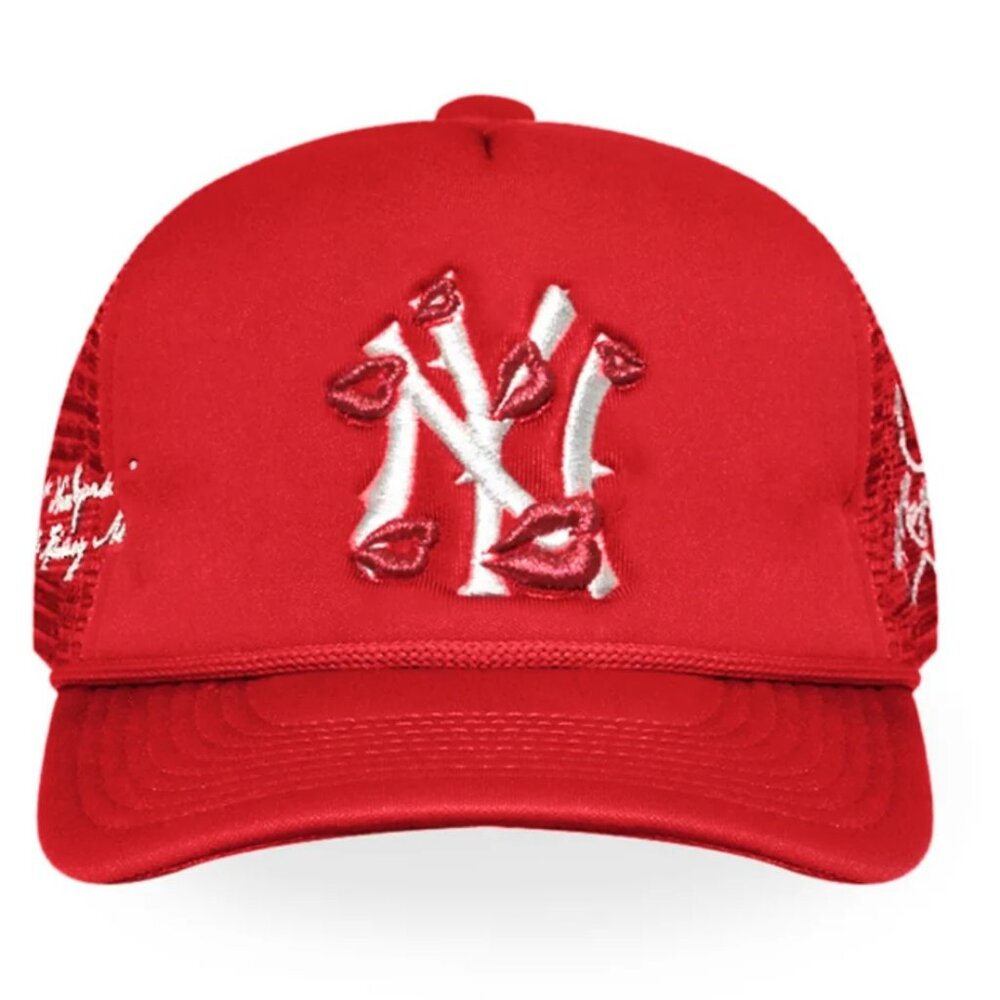 LA ROPA NY is Kissing Me Trucker Hat RED LA💋💋